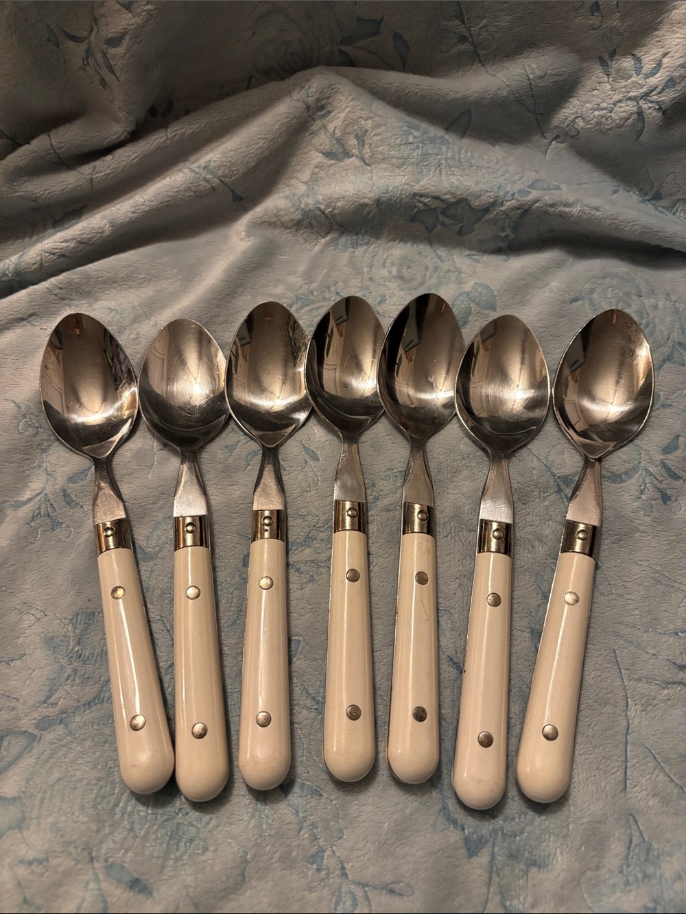 Vintage Anacapa 7-Piece Cream Handle Stainless Steel Tablespoons